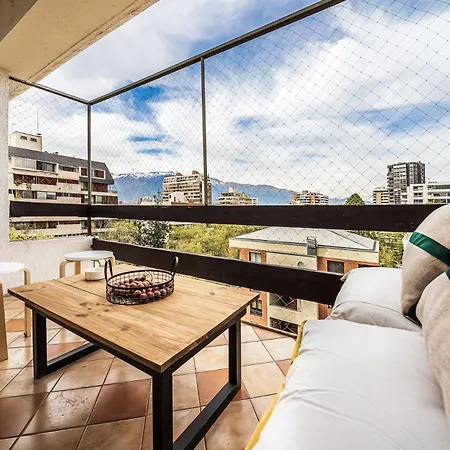 Providencia, Mall Costanera Center, Mut